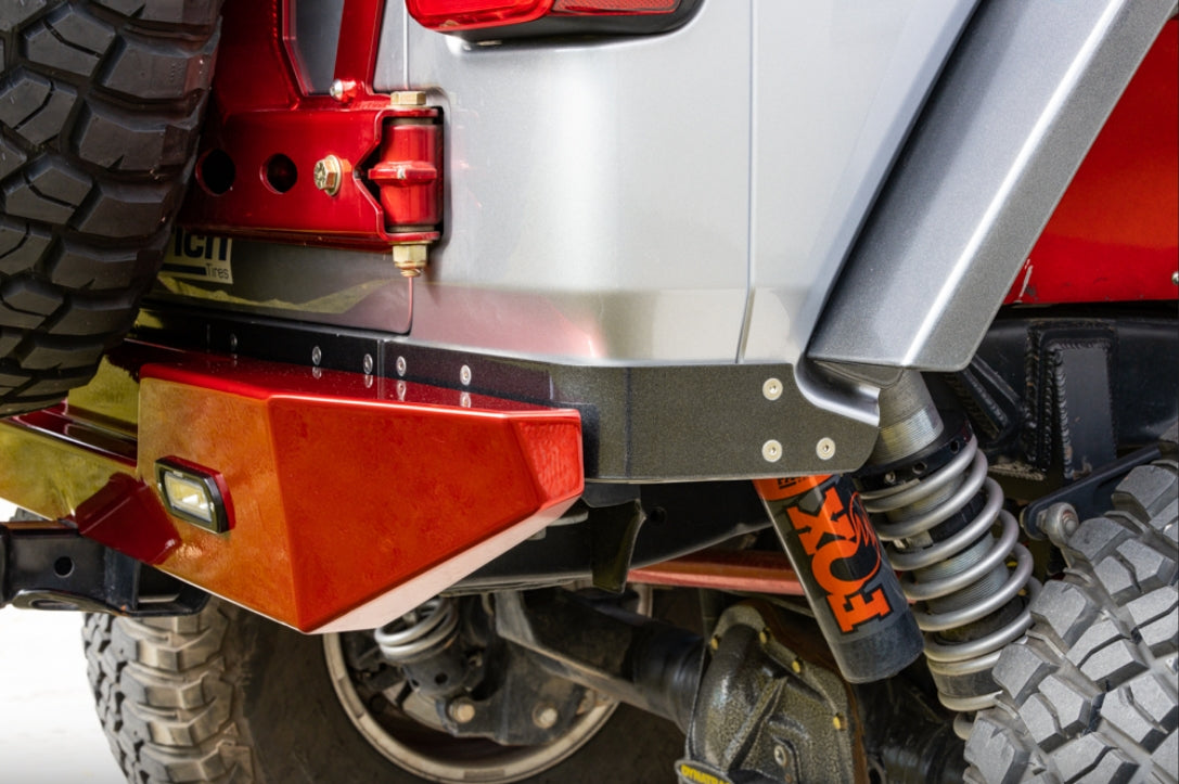 JL/JLU ALUMINUM REAR TRIM KIT / CORNER GUARDS